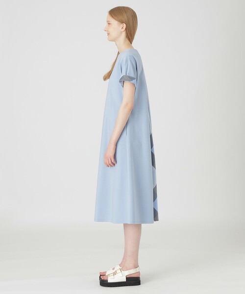 BLUE LABEL CRESTBRIDGE（ブルーレーベルクレストブリッジ）の