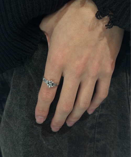 blatto(ブラット)の「【blatto 925silver】925シルバー デザイン リング bla-ring-f007 N(リング・メンズ・その他1/その他2/その他3/C/D/E/F/S/T/U/V/W/A/H/J/O/Q/X/Z/K/L/M/N/B/G/I/P/R/Y/シルバー系その他2/シルバー系その他4/シルバー系その他/シルバー系その他3/シルバー系その他5・FREE)」の8枚目の写真
