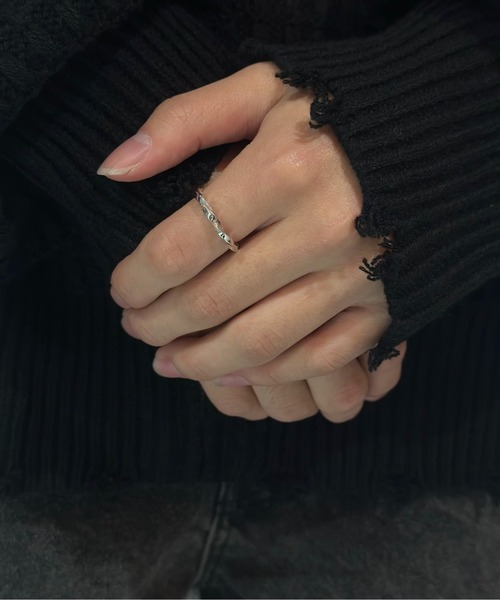 blatto(ブラット)の「【blatto 925silver】925シルバー デザイン リング bla-ring-f007 N(リング・メンズ・その他1/その他2/その他3/C/D/E/F/S/T/U/V/W/A/H/J/O/Q/X/Z/K/L/M/N/B/G/I/P/R/Y/シルバー系その他2/シルバー系その他4/シルバー系その他/シルバー系その他3/シルバー系その他5・FREE)」の14枚目の写真