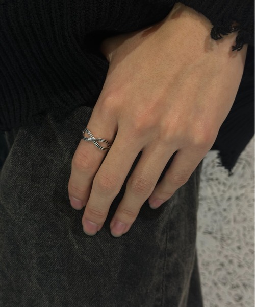 blatto(ブラット)の「【blatto 925silver】925シルバー デザイン リング bla-ring-f007 N(リング・メンズ・その他1/その他2/その他3/C/D/E/F/S/T/U/V/W/A/H/J/O/Q/X/Z/K/L/M/N/B/G/I/P/R/Y/シルバー系その他2/シルバー系その他4/シルバー系その他/シルバー系その他3/シルバー系その他5・FREE)」の19枚目の写真