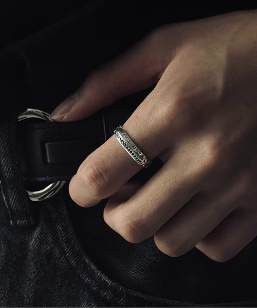 blatto(ブラット)の「【blatto 925silver】925シルバー デザイン リング bla-ring-f007 N(リング・メンズ・その他1/その他2/その他3/C/D/E/F/S/T/U/V/W/A/H/J/O/Q/X/Z/K/L/M/N/B/G/I/P/R/Y/シルバー系その他2/シルバー系その他4/シルバー系その他/シルバー系その他3/シルバー系その他5・FREE)」の4枚目の写真