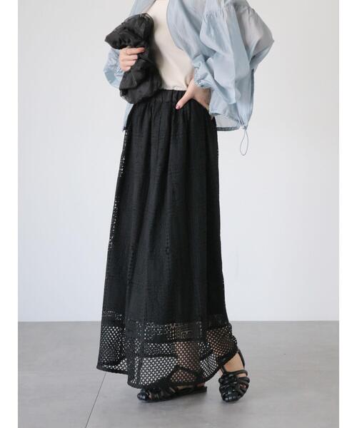 Lugnoncure（ルノンキュール）の「スクエアレースロングスカート（スカート・レディース・ブラック/オフホワイト・F）」の2枚目の写真