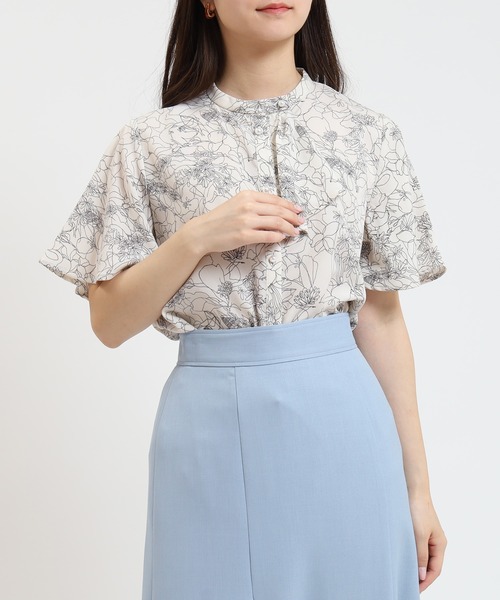 TRUDEA(トルディア)の「線描き花柄2wayデザインブラウス(シャツ/ブラウス・レディース・ホワイト/ブラック・MEDIUM/LARGE)」の9枚目の写真