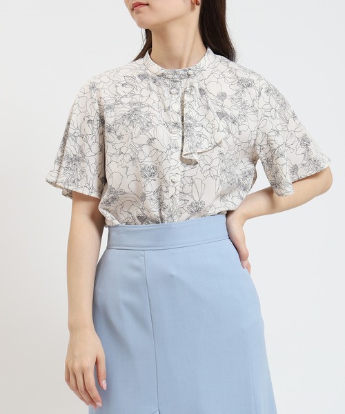 TRUDEA(トルディア)の「線描き花柄2wayデザインブラウス(シャツ/ブラウス・レディース・ホワイト/ブラック・MEDIUM/LARGE)」の11枚目の写真
