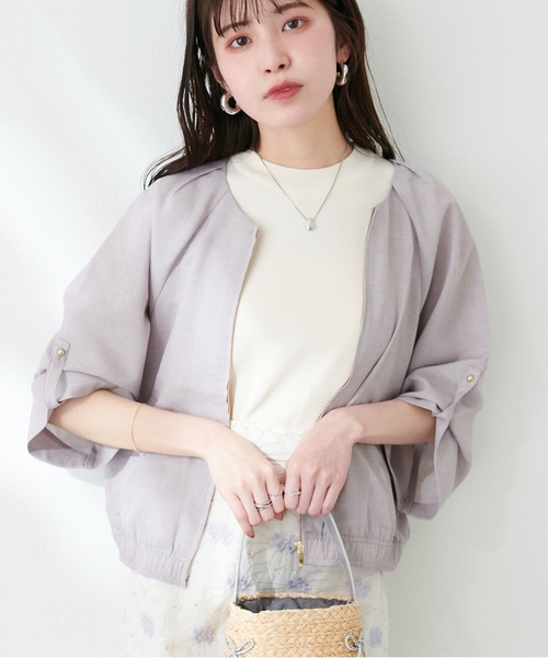 natural couture(ナチュラルクチュール)の「肩タック涼しげブルゾン(ブルゾン・レディース・アイボリー/サックスブルー/グレイッシュベージュ・FREE)」の10枚目の写真