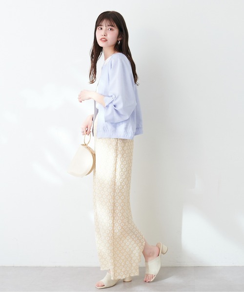 natural couture(ナチュラルクチュール)の「肩タック涼しげブルゾン(ブルゾン・レディース・アイボリー/サックスブルー/グレイッシュベージュ・FREE)」の15枚目の写真