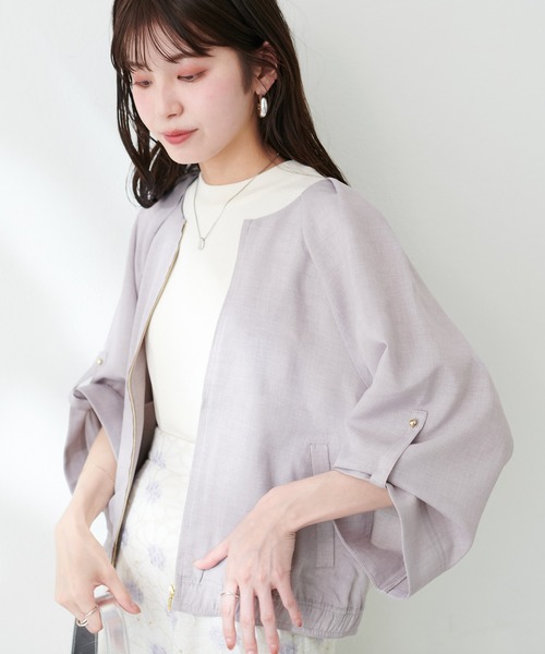 natural couture(ナチュラルクチュール)の「肩タック涼しげブルゾン(ブルゾン・レディース・アイボリー/サックスブルー/グレイッシュベージュ・FREE)」の8枚目の写真