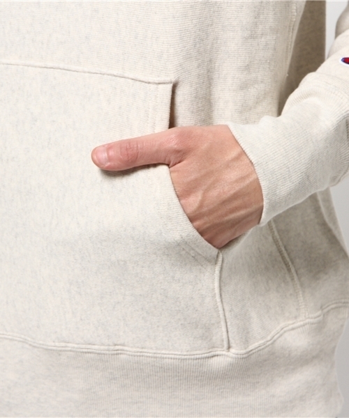 Champion（チャンピオン）の「【Ciaopanic】【Champion】　ReverseWeavePulloverH（パーカー・メンズ・グレー/ブラック/アイボリー・LARGE/MEDIUM）」の4枚目の写真