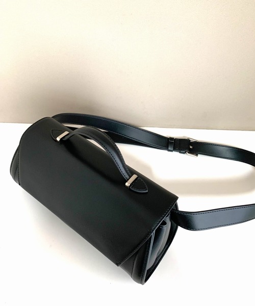 Q（キュー）の「ロールバッグ（ボディバッグ/ウエストポーチ・レディース・ブラウン/ブラック・ONE SIZE）」の8枚目の写真