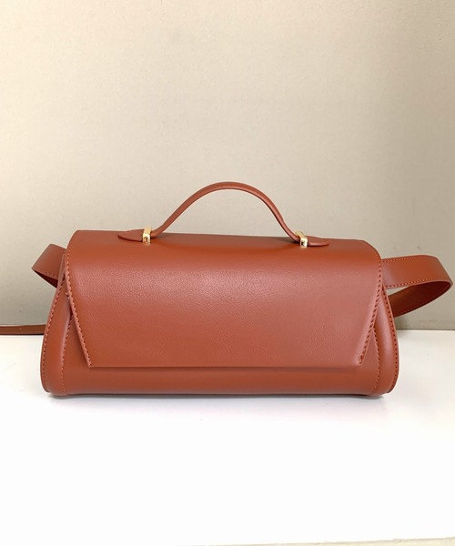 Q（キュー）の「ロールバッグ（ボディバッグ/ウエストポーチ・レディース・ブラウン/ブラック・ONE SIZE）」の6枚目の写真