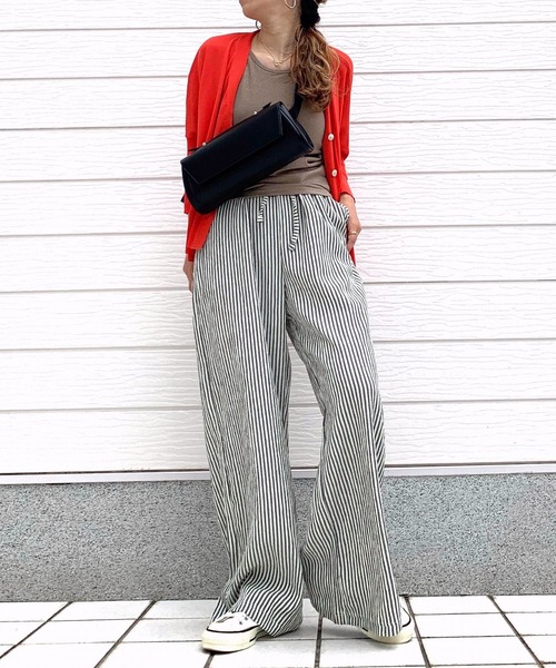 Q（キュー）の「ロールバッグ（ボディバッグ/ウエストポーチ・レディース・ブラウン/ブラック・ONE SIZE）」の20枚目の写真