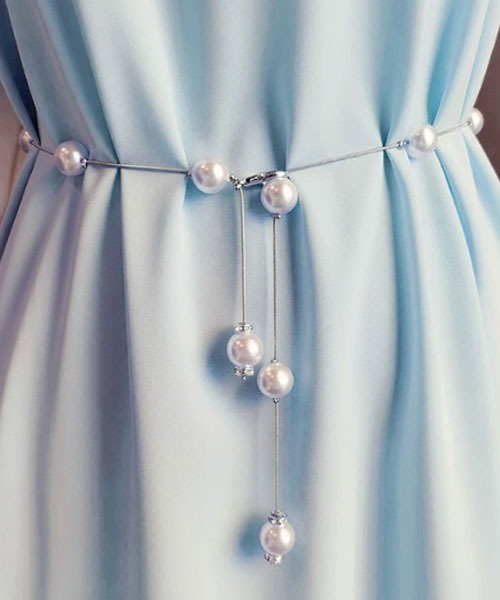 VIBGYOR Women（ヴィブジョー　ウィメン）の「【resonance】フェイクパール×ラインストーン チェーンベルト【マルチウェイ/オケージョン】（ベルト・レディース・シルバー/ゴールド・FREE）」の2枚目の写真