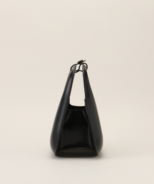 LE VERNIS(ル・ベルニ)の「LE VERNIS/ルベルニ Poire ornement bag(ショルダーバッグ・レディース・ブラック・FREE)」の2枚目の写真