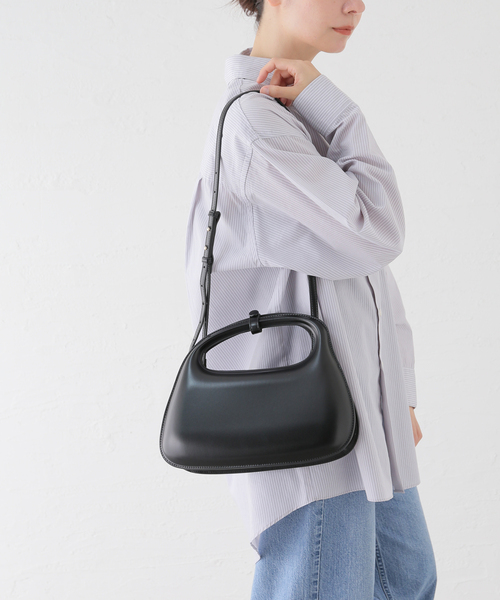 LE VERNIS(ル・ベルニ)の「LE VERNIS/ルベルニ Poire ornement bag(ショルダーバッグ・レディース・ブラック・FREE)」の15枚目の写真