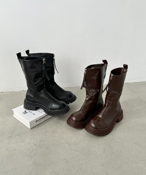 CLEA（クレア）の「ベルト付き2wayエンジニアブーツ（ブーツ・レディース・ブラウン/ブラック・23.5cm/24.5cm）」の17枚目の写真