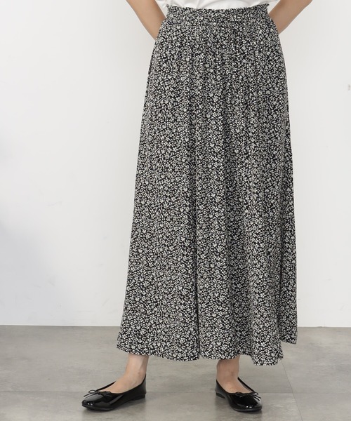 FOUND GOOD（ファウンドグッド）の「サラツヤフレアワイドP3（その他パンツ・レディース・グレー系1/グレー系8/アイボリー/ブラウン系3/グレー系・M/L/S）」の2枚目の写真