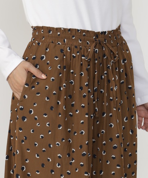 FOUND GOOD（ファウンドグッド）の「サラツヤフレアワイドP3（その他パンツ・レディース・グレー系1/グレー系8/アイボリー/ブラウン系3/グレー系・M/L/S）」の20枚目の写真