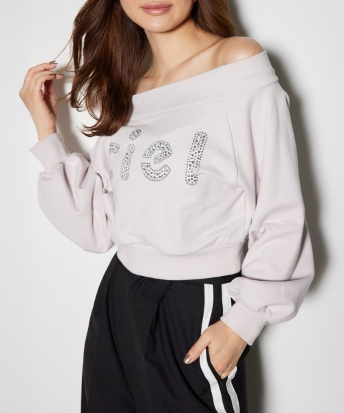 rienda（リエンダ）の「オフショルビッグロゴスウェットトップス 秋服 冬服 トレーナー（スウェット・レディース・ホワイト/ピンク/グレー・FREE）」の3枚目の写真