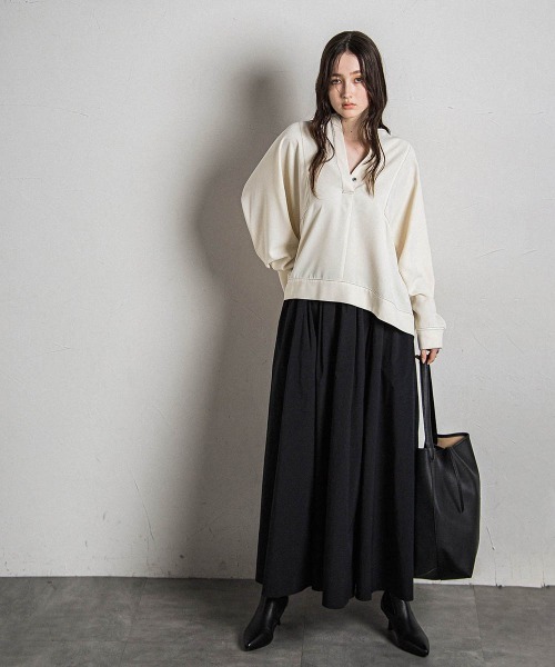 MAYSON GREY(メイソングレイ)の「パネル切替ドルマンブラウス≪洗濯機で洗える≫(シャツ/ブラウス・レディース・オフホワイト/チャコールグレー/ボルドー・M)」の17枚目の写真
