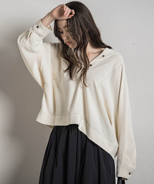 MAYSON GREY(メイソングレイ)の「パネル切替ドルマンブラウス≪洗濯機で洗える≫(シャツ/ブラウス・レディース・オフホワイト/チャコールグレー/ボルドー・M)」の15枚目の写真