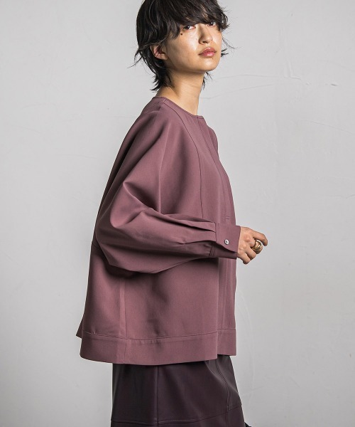 MAYSON GREY(メイソングレイ)の「パネル切替ドルマンブラウス≪洗濯機で洗える≫(シャツ/ブラウス・レディース・オフホワイト/チャコールグレー/ボルドー・M)」の10枚目の写真