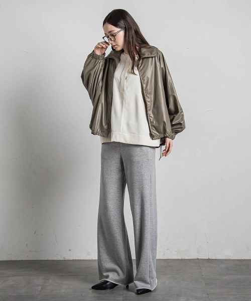 MAYSON GREY(メイソングレイ)の「パネル切替ドルマンブラウス≪洗濯機で洗える≫(シャツ/ブラウス・レディース・オフホワイト/チャコールグレー/ボルドー・M)」の20枚目の写真