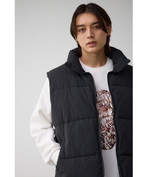 AZUL by moussy(アズールバイマウジー)の「スタンドカラー中綿ベスト(ダウンベスト・メンズ・グレー/オフホワイト/ブラック・FREE)」の14枚目の写真