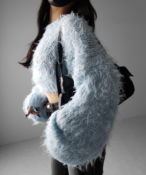 me+em select(ミームセレクト)の「【 選べる6色展開 】フラッフィーシャギールーズショートニット / fluffy shaggy loose short knit(ニット/セーター・レディース・ピンク/ホワイト/ベージュ/ブラック/ブルー/グレー・FREE)」の8枚目の写真