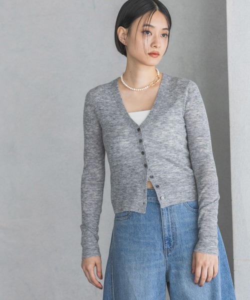 A part by（アパートバイ）の「14GシアーウールVネックカーディガン（カーディガン/ボレロ・レディース・ライトグレー/オフホワイト/ブラック・FREE）」の12枚目の写真