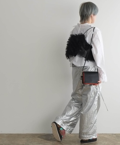 COMMON WARE（コモンウェアー）の「EM:cheek line mini shoulder　シンプルミニショルダー（ショルダーバッグ・レディース・ブラック/ブルー/シルバー/ゴールド・FREE）」の10枚目の写真