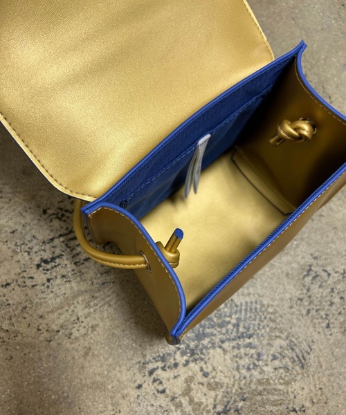 COMMON WARE（コモンウェアー）の「EM:cheek line mini shoulder　シンプルミニショルダー（ショルダーバッグ・レディース・ブラック/ブルー/シルバー/ゴールド・FREE）」の16枚目の写真