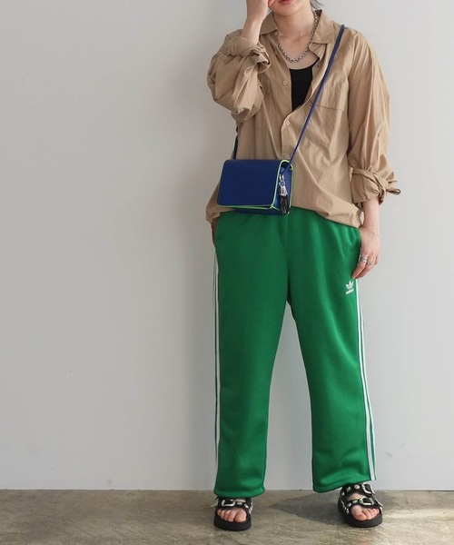COMMON WARE（コモンウェアー）の「EM:cheek line mini shoulder　シンプルミニショルダー（ショルダーバッグ・レディース・ブラック/ブルー/シルバー/ゴールド・FREE）」の8枚目の写真