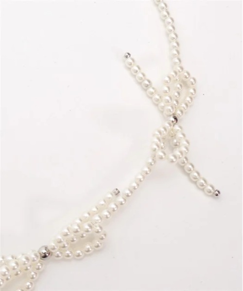 axes femme（アクシーズファム）の「パールリボンネックレス（ネックレス・レディース・ホワイト・FREE）」の3枚目の写真