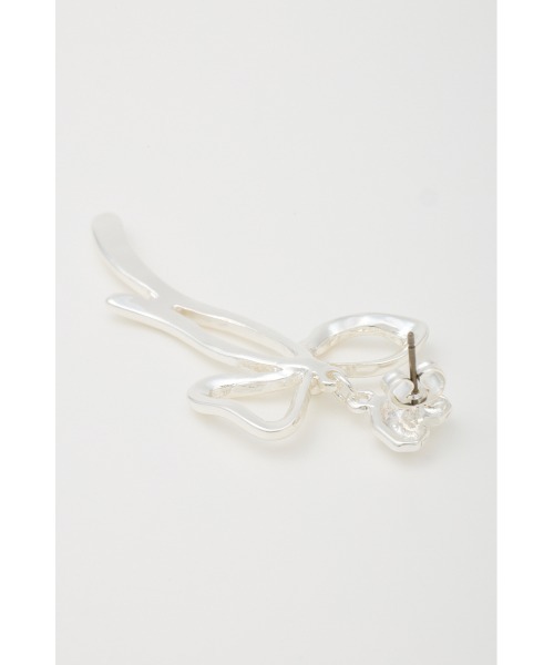 RODEO CROWNS WIDE BOWL（ロデオクラウンズワイドボウル）の「R/S リボンモチーフピアス（ピアス（両耳用）・レディース・シルバー・FREE）」の6枚目の写真