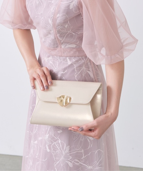 Cupid Heart(キューピッドハート)の「【Cupid Heart】結婚式用!シャイニークラッチバッグ(クラッチバッグ・レディース・ブラック/ベージュ・MEDIUM)」の11枚目の写真