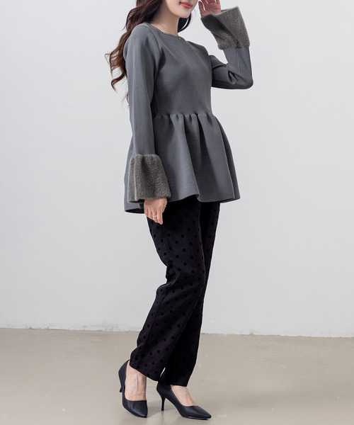 DAY CLOSET（デイ クローゼット）の「レディース 長袖2WAYファーベルスリーブペプラムニットトップス（ニット/セーター・レディース・ブラック/グレー/ホワイト・L/M）」の12枚目の写真