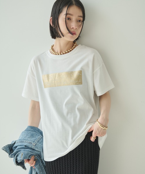 Shelly island(シェリーアイランド)の「箔プリントTシャツ(Tシャツ/カットソー・レディース・シルバー/ゴールド・FREE)」の2枚目の写真