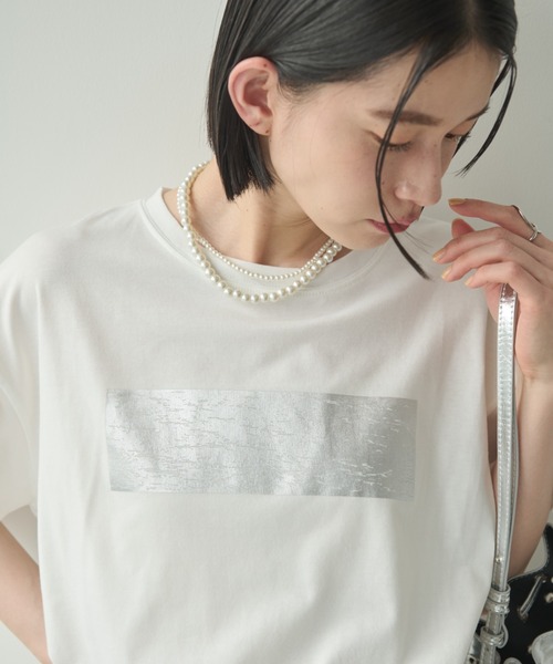 Shelly island(シェリーアイランド)の「箔プリントTシャツ(Tシャツ/カットソー・レディース・シルバー/ゴールド・FREE)」の17枚目の写真