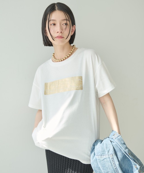 Shelly island(シェリーアイランド)の「箔プリントTシャツ(Tシャツ/カットソー・レディース・シルバー/ゴールド・FREE)」の9枚目の写真