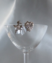 KONVINI | 【Ammimajus】キラキラアシンメトリーピアス(ピアス(両耳用))