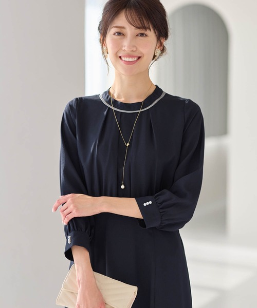 alotta(アロッタ)の「上品光沢フレアーワンピース(ワンピース・レディース・ブルーグレー/ネイビー・3L/LL/L/M)」の8枚目の写真