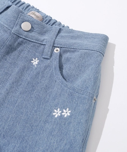 flower(フラワー)の「ガーデンエンブロイダリーパンツ(デニムパンツ・レディース・ブルー/ブルー系その他・SMALL/MEDIUM)」の8枚目の写真