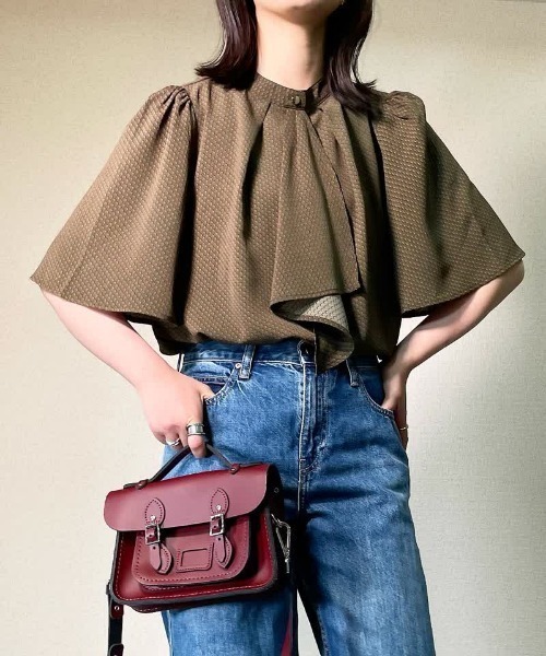 aquagarage(アクアガレージ)の「スカーフタイフレア袖ブラウス(シャツ/ブラウス・レディース・ブラック/アイボリー/スモークピンク/ピンク系その他/ベージュ/ネイビー/グリーン系その他/ブラック系その他/ホワイト系その他/ホワイト・M/LL/S/L)」の7枚目の写真