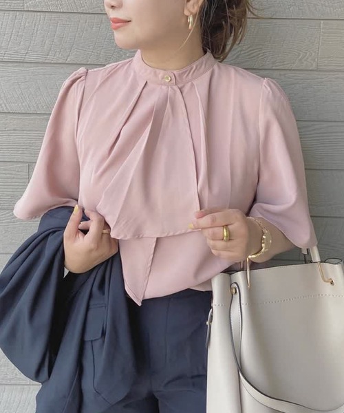 aquagarage(アクアガレージ)の「スカーフタイフレア袖ブラウス(シャツ/ブラウス・レディース・ブラック/アイボリー/スモークピンク/ピンク系その他/ベージュ/ネイビー/グリーン系その他/ブラック系その他/ホワイト系その他/ホワイト・M/LL/S/L)」の10枚目の写真