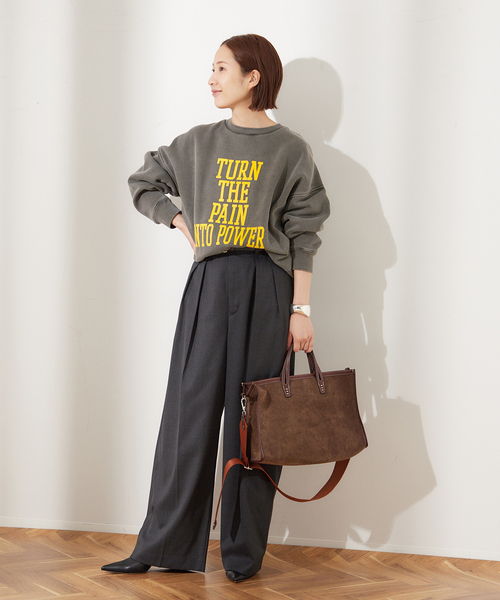 journal standard L'essage(ジャーナルスタンダードレサージュ)の「TURNピグメントスウェットプルオーバー(スウェット・レディース・ホワイト/ブラック/ブルー・FREE)」の4枚目の写真