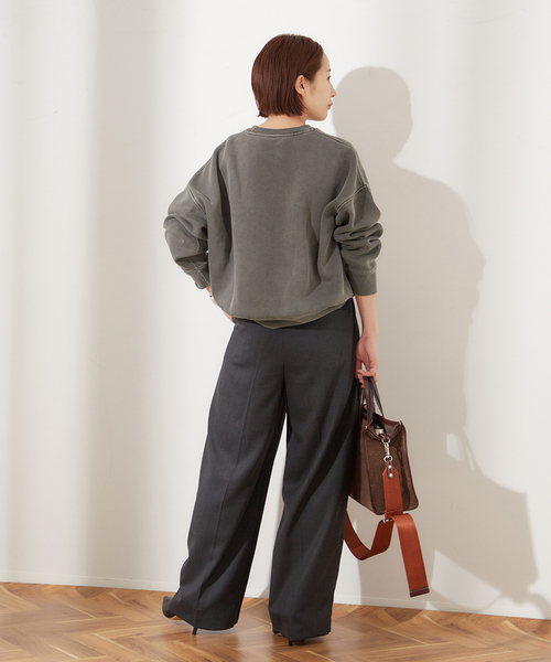 journal standard L'essage(ジャーナルスタンダードレサージュ)の「TURNピグメントスウェットプルオーバー(スウェット・レディース・ホワイト/ブラック/ブルー・FREE)」の5枚目の写真