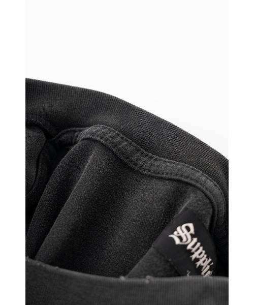 SUPPLIER（サプライヤー）の「Tシャツ｜Vintage Wash Melt Cross Rhinestone Tee｜SUPPLIER（Tシャツ/カットソー・メンズ・ブラック/ベージュ/レッド・MEDIUM/SMALL/LARGE/XX-LARGE/X-LARGE）」の19枚目の写真