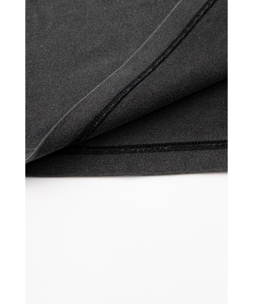 SUPPLIER（サプライヤー）の「Tシャツ｜Vintage Wash Melt Cross Rhinestone Tee｜SUPPLIER（Tシャツ/カットソー・メンズ・ブラック/ベージュ/レッド・MEDIUM/SMALL/LARGE/XX-LARGE/X-LARGE）」の22枚目の写真