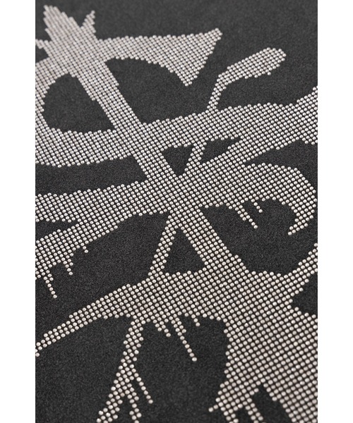 SUPPLIER（サプライヤー）の「Tシャツ｜Vintage Wash Melt Cross Rhinestone Tee｜SUPPLIER（Tシャツ/カットソー・メンズ・ブラック/ベージュ/レッド・MEDIUM/SMALL/LARGE/XX-LARGE/X-LARGE）」の16枚目の写真