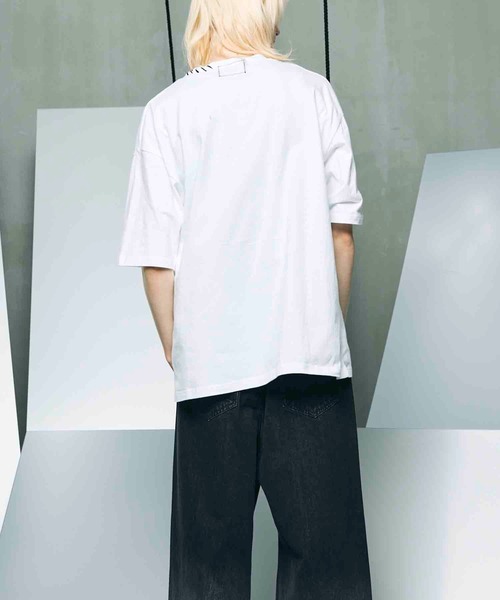 UNISEX》Abstract Hand-Printed Oversized Stitched Crew Neck T-shirt